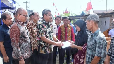 Photo of Bedah 18 Unit Rumah Warga, Pj Bupati Apresiasi Pemprovsu