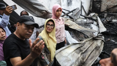 Photo of Musibah Kebakaran di Siantar Tewaskan 2 Warga, Wali Kota Tinjau Lokasi