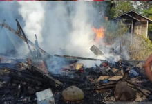 Photo of Ringankan Beban Korban Kebakaran di Batu Satahil, Bupati Tapsel Beri Bantuan