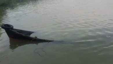 Photo of Perahu Bawa Belasan Pelajar Tabrakan hingga Terbalik di Sungai Kanan