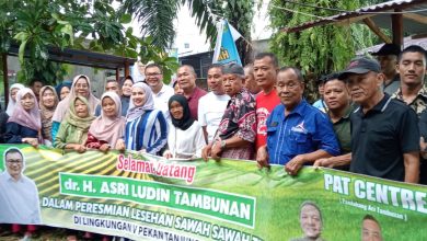 Photo of dr H Asri Ludin Tambunan Lebih Sering Diundang Warga Tamora daripada HM Ali Yusuf Siregar