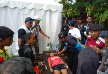 Photo of Kelelahan di Jalur Gunung Sipiso-Piso, Atlet Lari Run Trail Ekshibisi PON XXI Terpaksa Mendapat Perawatan