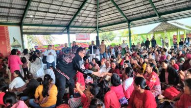 Photo of Hadiri Syukuran Caleg PDI-P Terpilih, Abetnego Tarigan-Edy Suranta Bukit Disambut Meriah Ratusan Warga dan Simpatisan