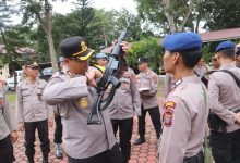 Photo of Kapolres Langkat Pimpin Pemeriksaan Senjata Api, Tegaskan Integritas dan Profesionalisme Polri