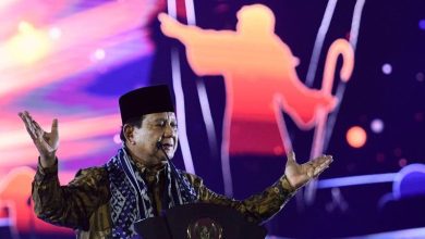 Photo of Prabowo Kemarin Mau Maafkan Koruptor, Pas Diprotes Publik, Ucapannya Diralat, Aneh
