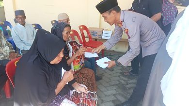 Photo of Polsek Pantai Labu Adakan Syukuran Sekalian Memberi Tali Asih kepada Puluhan Anak Yatim dan Dhuafa