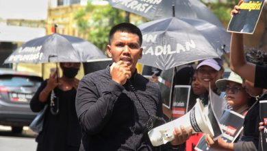 Photo of Panitra PN Medan bersama Preman Diduga Intimidasi Wartawan Mistar saat Melaksanakan Tugas Jurnalistik