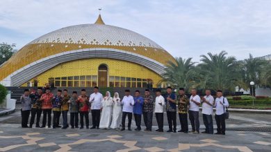 Photo of Bupati Deli Serdang Jadikan Masjid Agung Sultan Thaf Sinar Basarsyah Sebagai Icon dalam Membuat Video