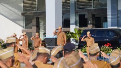 Photo of Pimpin Apel Pagi Gabungan, Bupati Karo: ASN Harus Disiplin Dalam Waktu, Jaga Etika, Berikan Pelayanan Terbaik Untuk Masyarakat