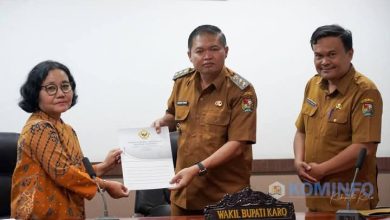 Photo of Wakil Bupati Karo Ikuti Zoom Entry Meeting Pemeriksaan Terinci LKPD, BPK: Pemeriksa Wajib Mematuhi Kode Etik dan Profesional