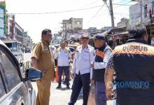 Photo of Sering Terjadi Kemacetan, Wabup Karo Pantau Uji Coba Rekayasa Parkir Jalan Letnan Abdul Kadir dan Jalan Kapten Bangsi Sembiring
