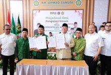 Photo of Menteri Nusron dan Ketua DPP PUI Teken MoU, Dorong Pemanfaatan Tanah Wakaf secara Produktif