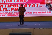 Photo of Wamen Dikdasmen RI Prof. Atip Latifulhayat Jadi Keynote Speech Seminar Nasional Guru di Medan