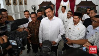 Photo of Bobby Tepis 4 Pulau Aceh Hadiah ke Sumut: Kenapa Tak ke Solo Saja?