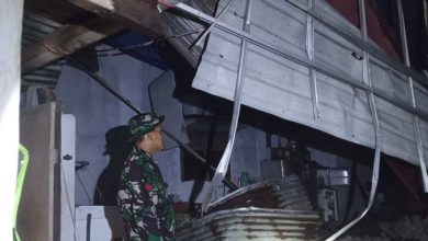 Photo of Puluhan Rumah Warga di Sei Rampah Rusak Parah di Terpa Angin Puting Beliung