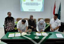 Photo of Rektor Universitas Muhammadiyah Aceh Menandatangani Aggred Minutes of Meeting dengan Politeknik Malaysia Seberang Perei