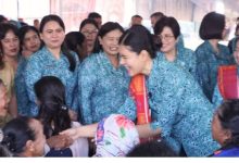 Photo of Ketua TP Posyandu Kabupaten Karo Dampingi Ketua TP Posyandu Sumut Kunjungi Desa Sugihen