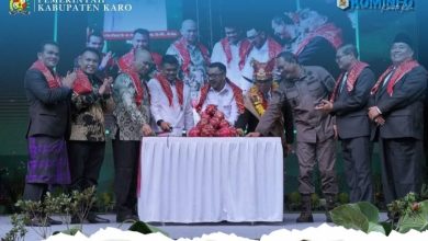Photo of Wamen Kebudayan RI: Kabupaten Karo Punya Andil Besar Untuk Indonesia dalam Menyumbang Hasil Pertanian