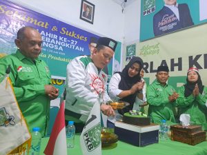 Pemotongan Tumpeng