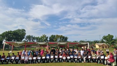 Photo of PTPN IV Regional I  Distrik Asahan Gelar Upacara Bendera HUT RI ke – 80  dan Serahkan Penghargaan Karyawan Jubelaris