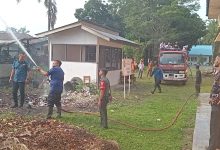 Photo of Tim Damkar Deli Serdang Padamkan Api yang Nyaris Membakar Gudang Buku SMA Negeri 1 Bangun Purba