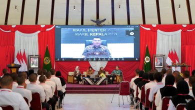 Photo of STPN Bentuk Karakter dan Kepemimpinan, Wamen Ossy Titip Tiga Nilai yang Perlu Dipedomani Taruna/i STPN