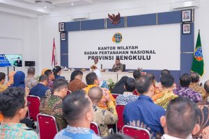 Wamen Ossy di Bengkulu