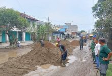Photo of Soal Jalan Simpang Tanah Abang Galang, Pemkab Bantu Ratakan Badan Jalan