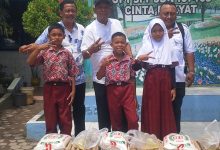 Photo of Tiga Bocah SD di Percut Sei Tuan Viral karena Aksi Mulia, LPA Deli Serdang Beri Apresiasi