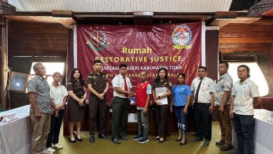 Photo of Tersangka Percobaan Pencurian Sepeda Motor Dimaafkan Korbannya, Restorative Justice Hadir Ciptakan Kedamaian Ditengah Masyarakat