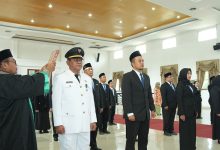Photo of Wakil Bupati Deli Serdang Lantik 13 Pejabat Administrator dan 8 Fungsional