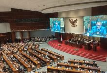 Photo of MK Diminta Hapus Uang Pensiun Anggota DPR