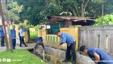 Photo of Dalam Rangka Hari Bhakti Ke-1, LAPAS Binjai Perbaiki Sarpras Mushalla Al-Ikhlas