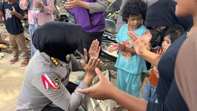 Photo of Tim Trauma Healing Polri Beri Dukungan Psikososial bagi Korban Banjir di Aceh Tamiang