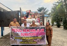 Photo of PGRI Deli Serdang Salurkan Sembako dan Uang Tunai kepada 150 Guru Terdampak Banjir