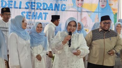 Photo of Pengajian Akbar Majelis Taklim Muslimah Deli Serdang Sehat, Ny Jelita Asri Ludin Tambunan: Jaga Kualitas Iman, Jaga Kebersihan