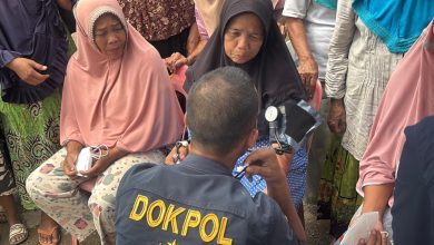 Photo of Polisi Berikan Layanan Kesehatan Gratis bagi Warga Terdampak Bencana di Aceh Tamiang