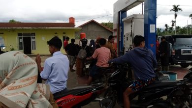 Photo of Dimasa Cuaca Ekstrim Saat Ini, Keberadaan SPBU Silang Empat Sangat Membantu  Masyarakat yang Tinggal di Kampung Pedalaman