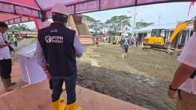 Photo of Dirut PTPN IV dan Direktur HK PTPN I Dampingi COO Danantara Tinjau Pembangunan Huntara di Aceh