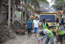 Photo of Pemerintah Aceh Kerahkan Lima Alat Berat Bersihkan Sekolah di Tamiang
