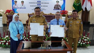 Photo of Pemkab & Kejari Deli Serdang Jalin Kerja Sama Penanganan Masalah Hukum Bidang Datun