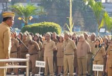 Photo of Pimpin Apel Gabungan, Bupati Karo Tegaskan ASN Bijak Gunakan Media Sosial