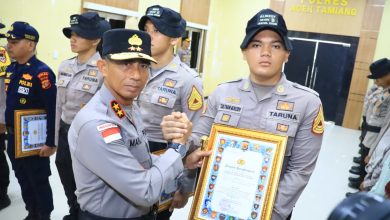 Photo of Kapolda Aceh Beri Penghargaan Taruna Akpol dan Personel Polda Aceh atas Aksi Kemanusiaan Pascabencana Aceh Tamiang