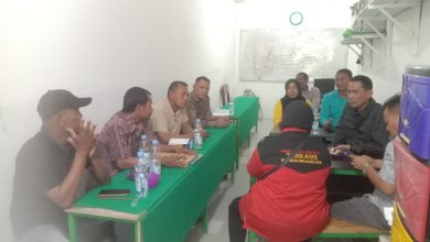 Photo of Kadis Pendidikan Deli Serdang Turun Tangan, Dugaan Penahanan Ijazah di Percut Langsung Tuntas