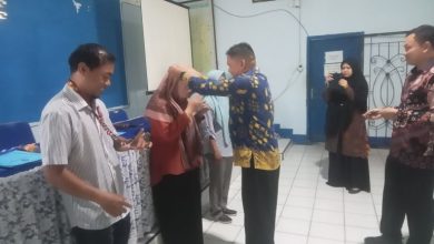 Photo of Sekcam Galang Herman Kaya Siregar Melepas 20 Petugas Verifikasi Warga Miskin