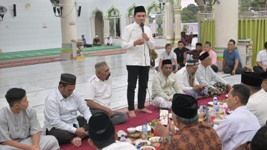 Photo of Wagub Aceh Buka Puasa Bersama Masyarakat Teupin Raya