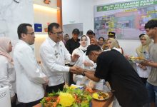 Photo of Operasi Caesar Perdana di RSUD Bangun Purba Berhasil, Bupati Pastikan Layanan Kesehatan Makin Responsif