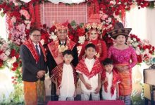 Photo of Danyonif 125/SMB Ditabalkan Menjadi Merga Ginting, Bupati Karo Menjadi Orang Tua Angkat