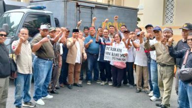 Photo of Unjukrasa Pensiunan PTPN IV Palmco Tuntut Uang Beras, Minta CEO DANANTARA Pecat Jatmiko
