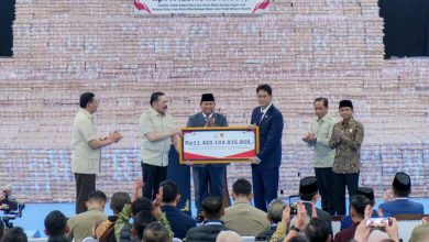 Photo of Wamen Ossy Saksikan Penyerahan Denda Administratif Rp11,4 Triliun oleh Satgas PKH sebagai Wujud Penyelamatan Kekayaan Negara